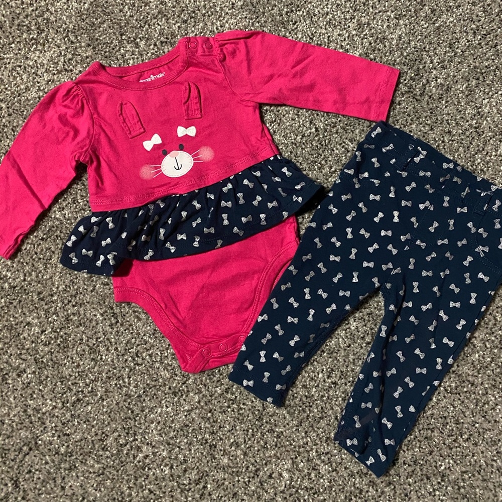 2 Piece Outfit Size 3-6 Months